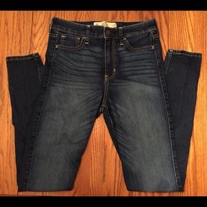 Hollister Super Skinny High Rise Jeans Size 5R
